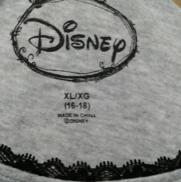 🌺 3/$15 Disney Mickie & Minnie Top or Nightshirt - Picture 4 of 4